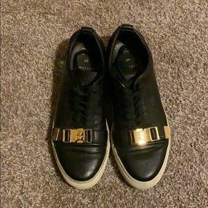 Buscemi black with Gold